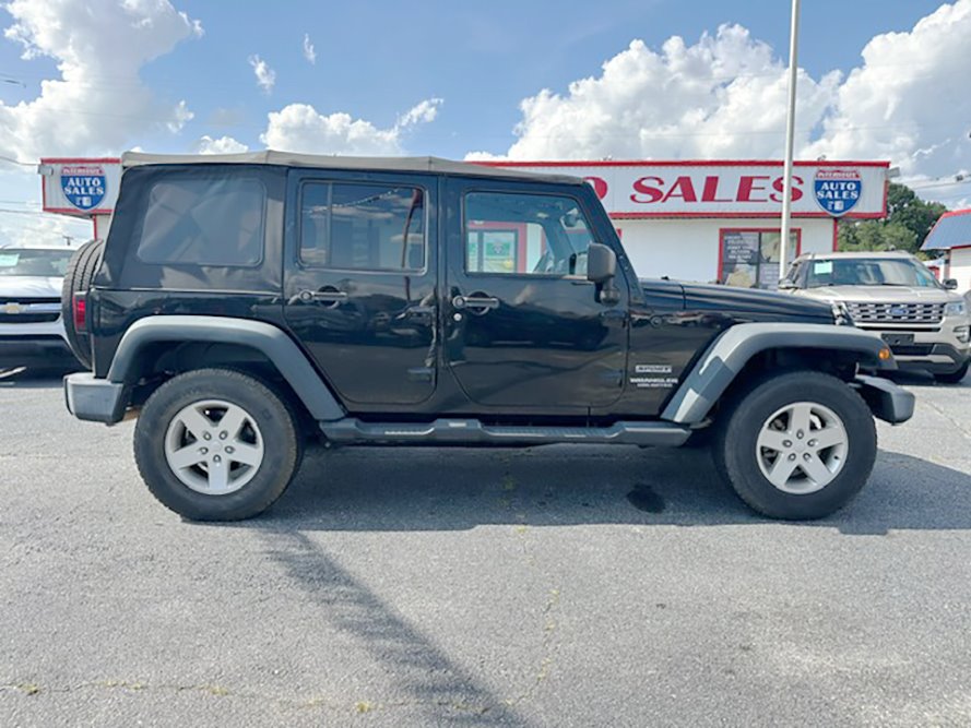 2016 Jeep Wrangler Unlimited Sport S's photo