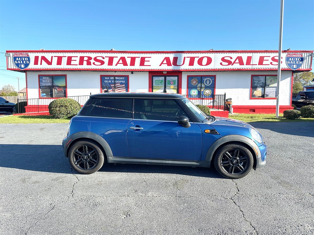 2013 MINI Cooper Base's photo