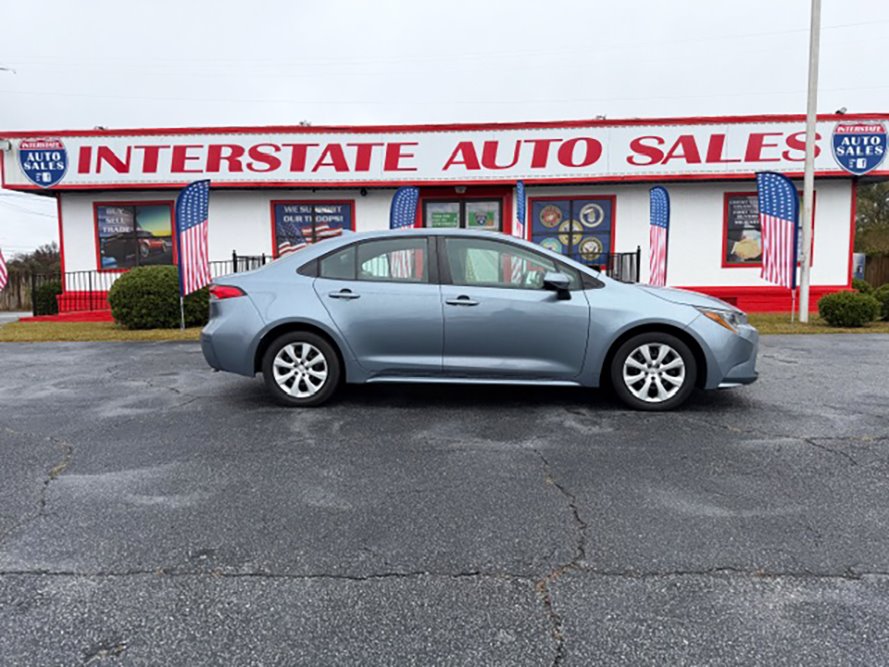 2023 Toyota Corolla LE's photo