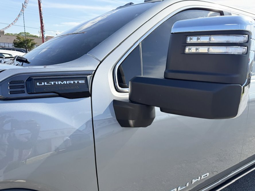 2025 GMC Sierra 3500HD Denali Ultimate - Photo 11