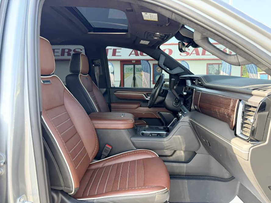 2025 GMC Sierra 3500HD Denali Ultimate - Photo 14