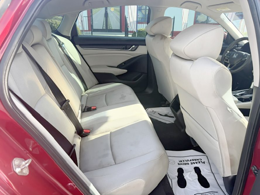 2019 Honda Accord LX - Photo 12